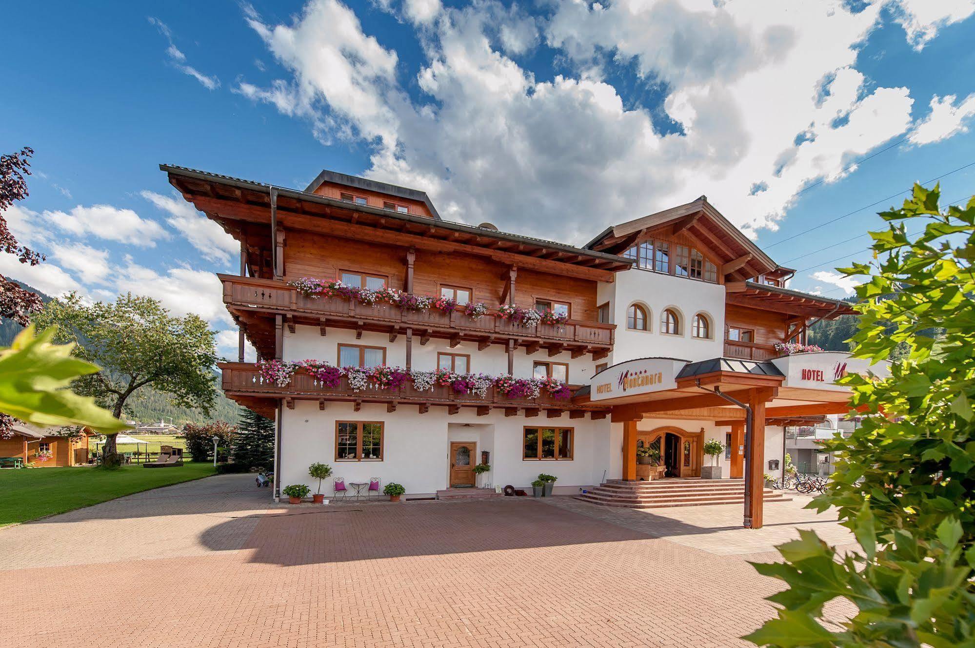 Alpines Gourmet Hotel Montanara Флахау Екстер'єр фото